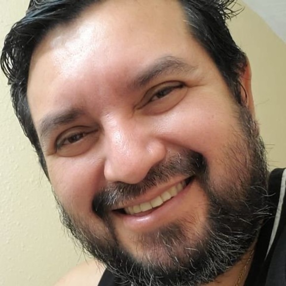 Meet your Posher, José - Picture 1 of 1